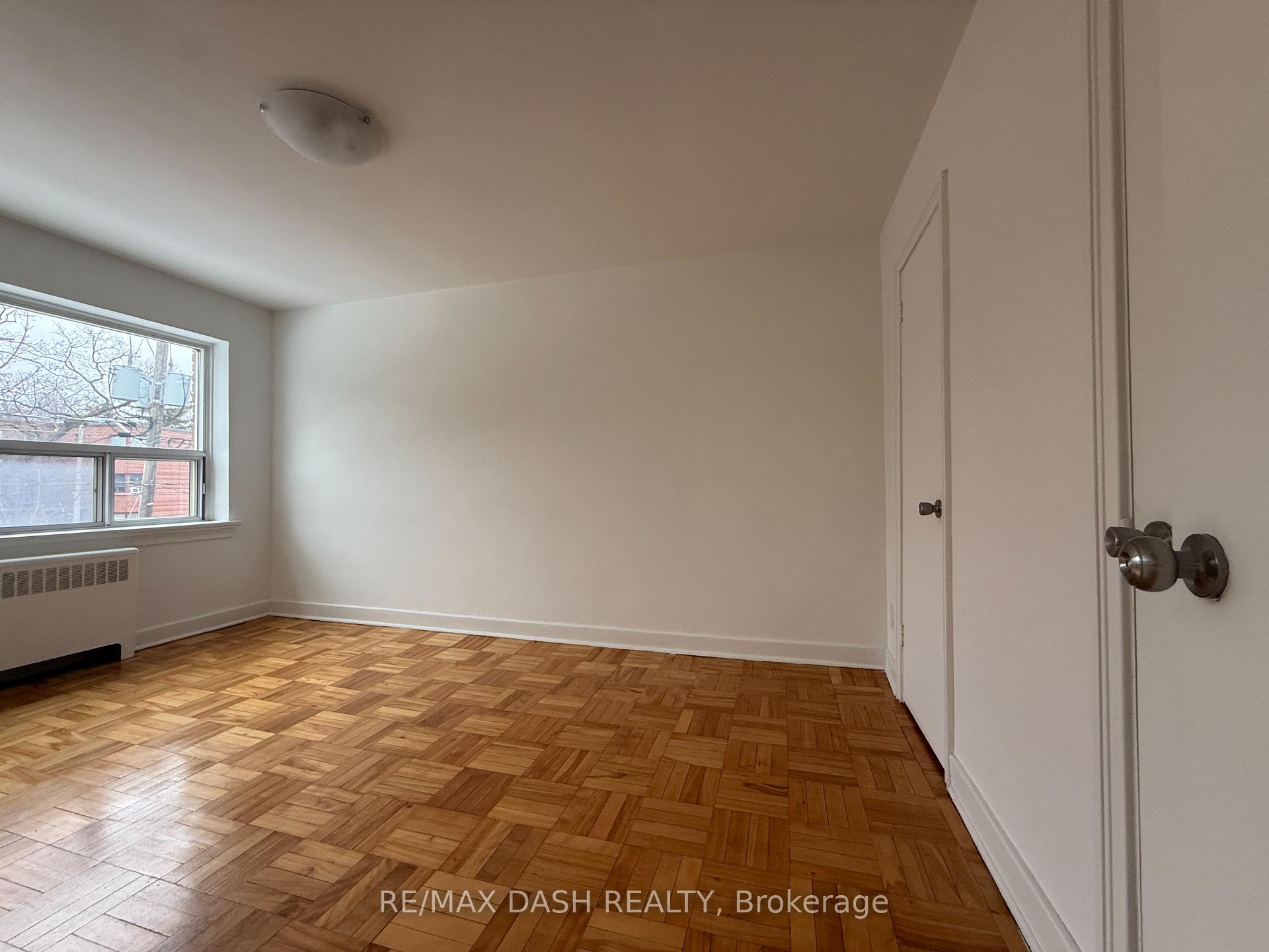 Photo 22 of Unit 10, 69 Old Mill Terrace, Etobicoke, Stonegate-Queensway — HOMEH