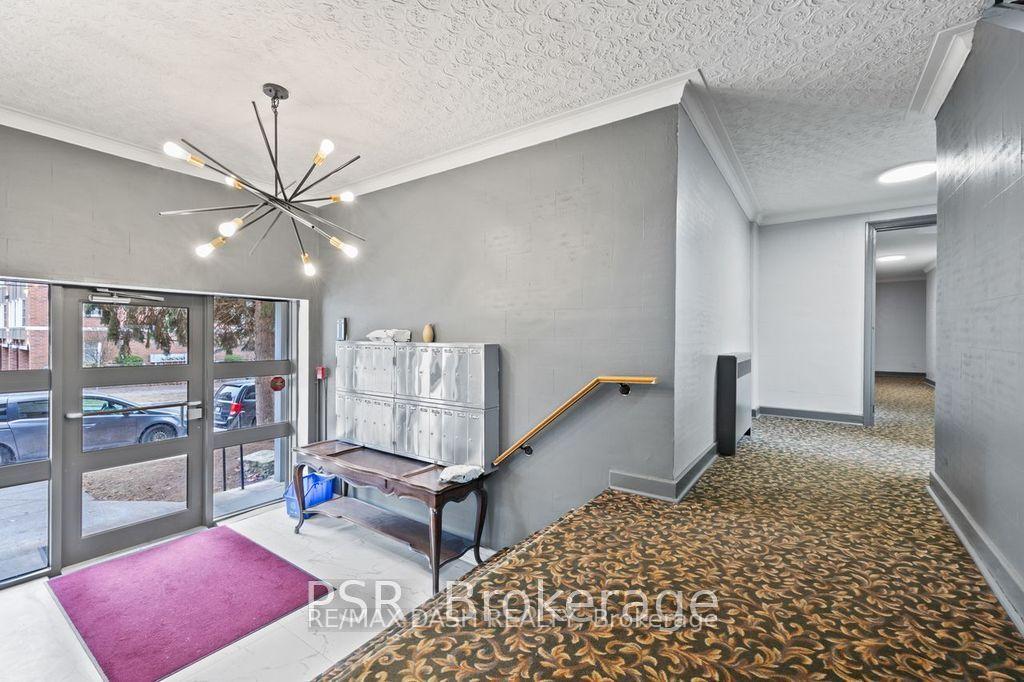 Photo 18 of Unit 18, 69 Old Mill Terrace, Etobicoke, Stonegate-Queensway — HOMEH