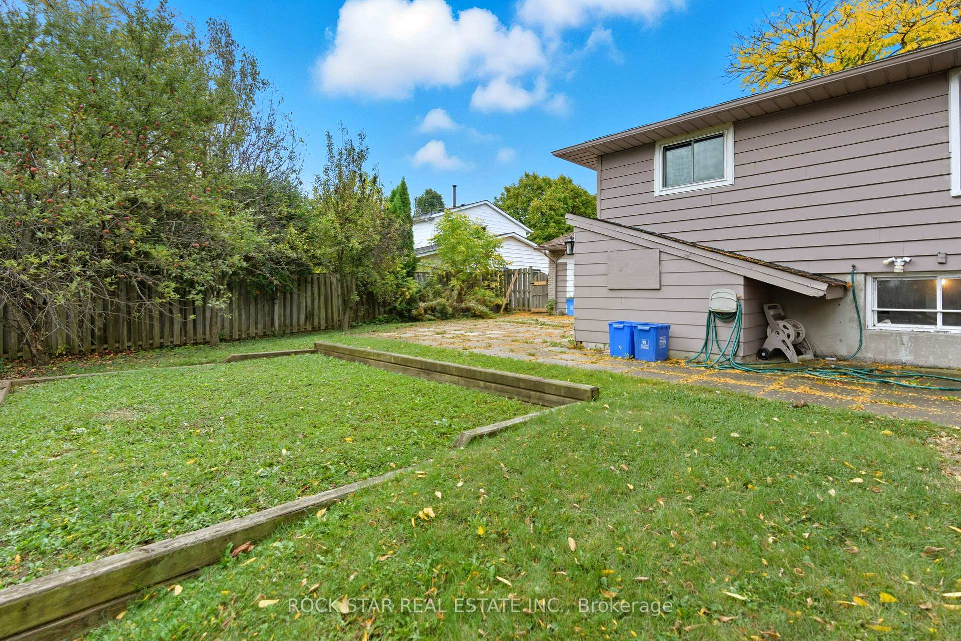 Photo 20 of Unit Bsmt, 111 Britten Close, Hamilton, Rolston — HOMEH