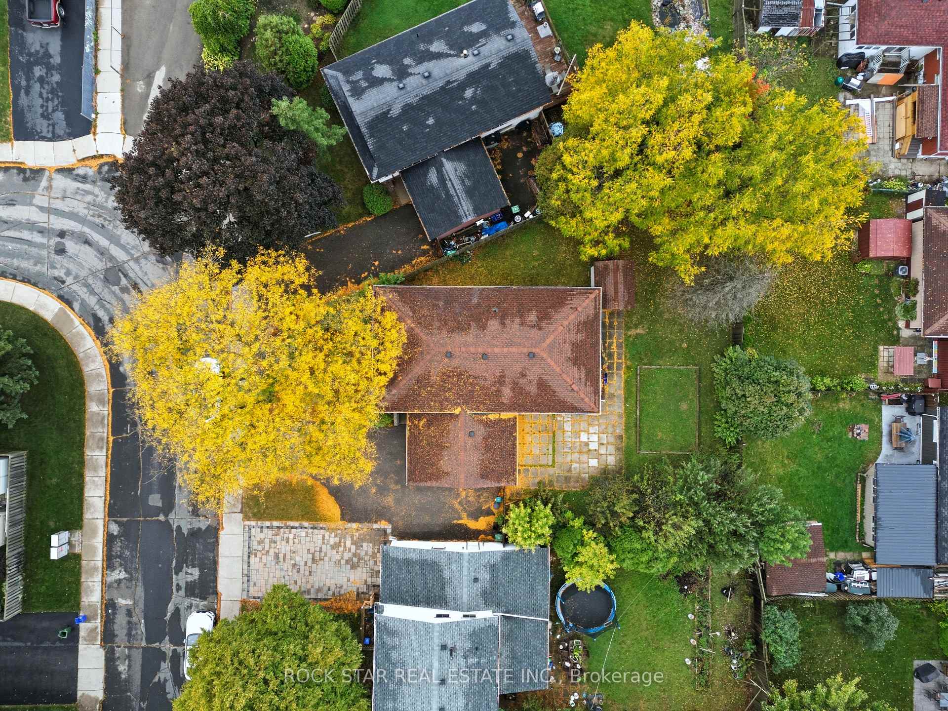 Photo 21 of Unit Bsmt, 111 Britten Close, Hamilton, Rolston — HOMEH