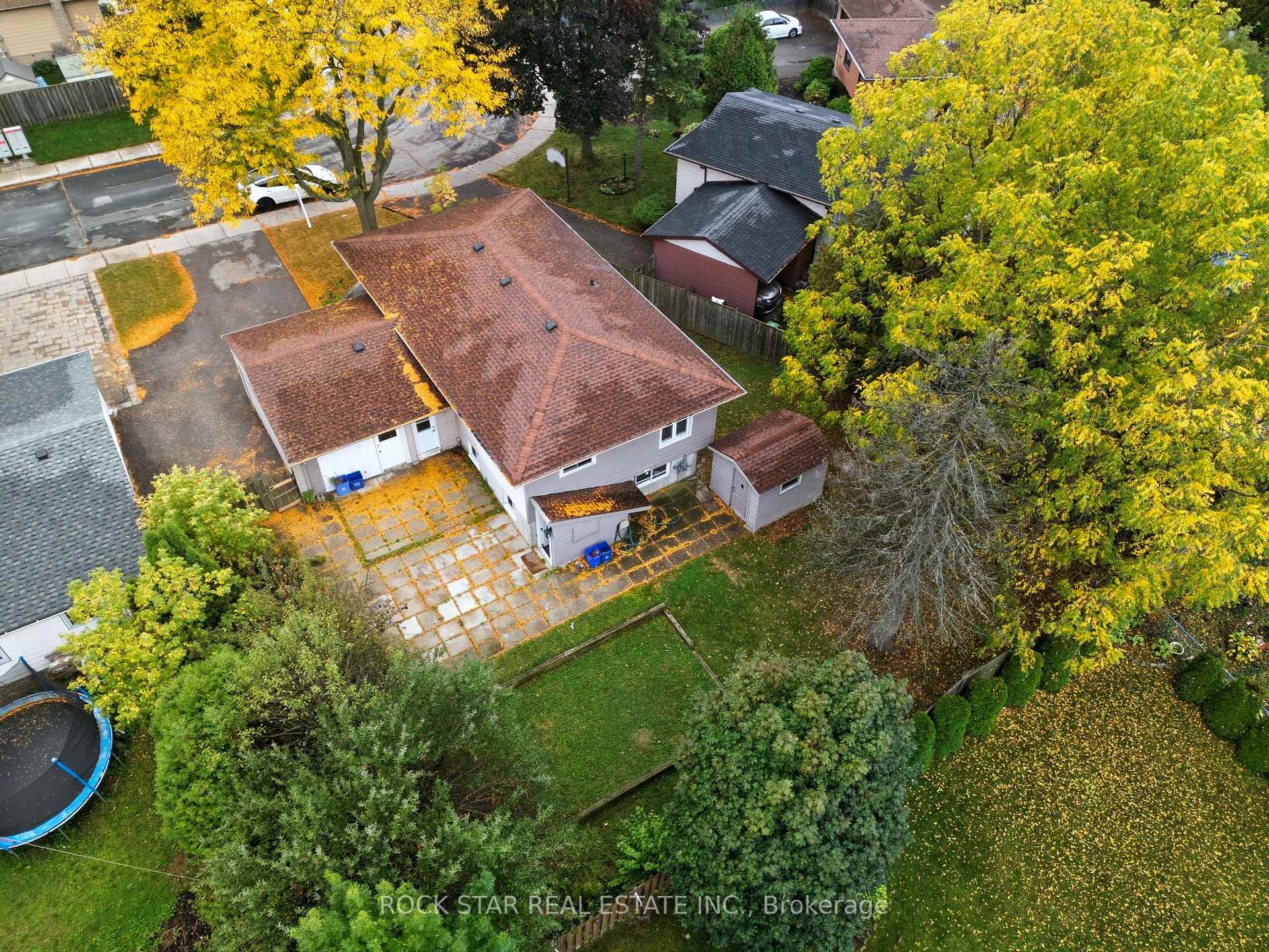 Photo 23 of Unit Bsmt, 111 Britten Close, Hamilton, Rolston — HOMEH