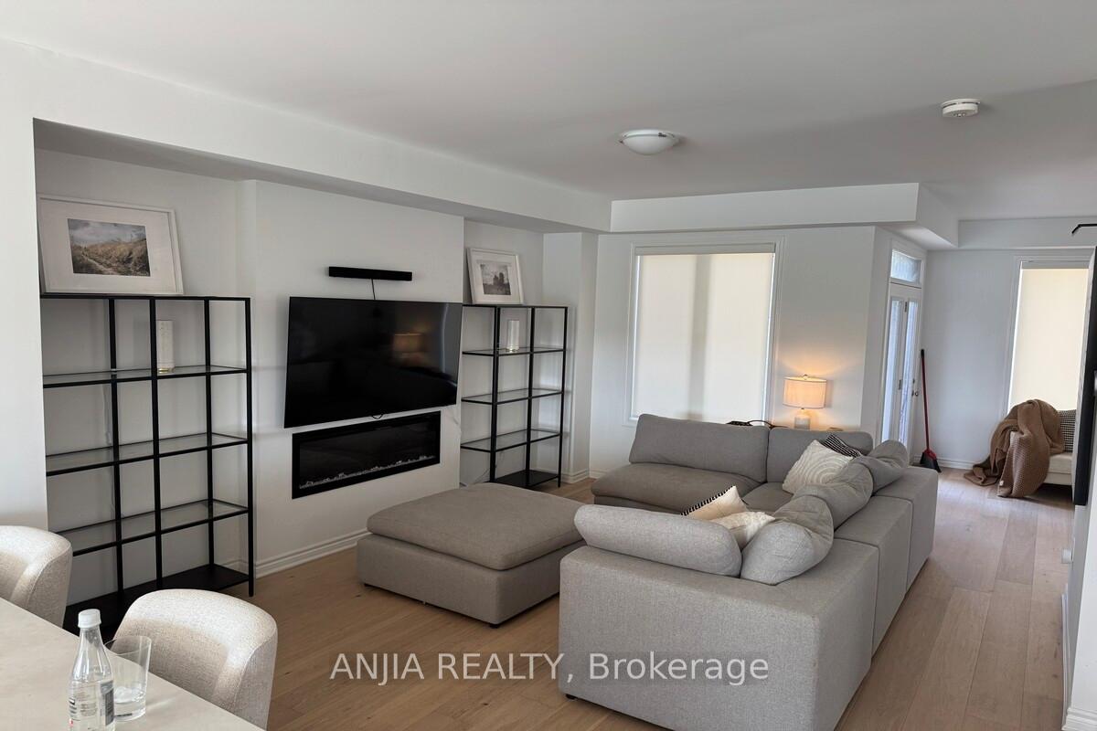 Photo 4 of 3039 John Mckay Boulevard, Oakville, Joshua Meadows — HOMEH