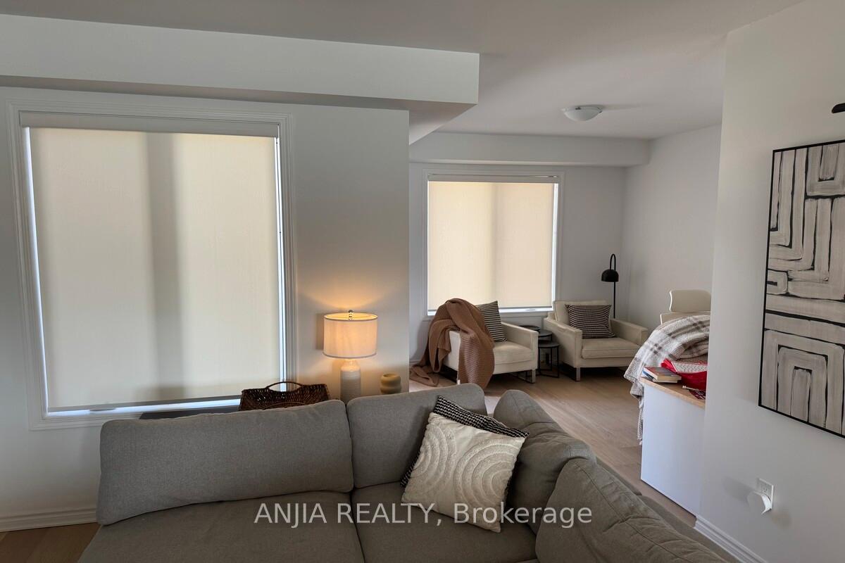 Photo 5 of 3039 John Mckay Boulevard, Oakville, Joshua Meadows — HOMEH