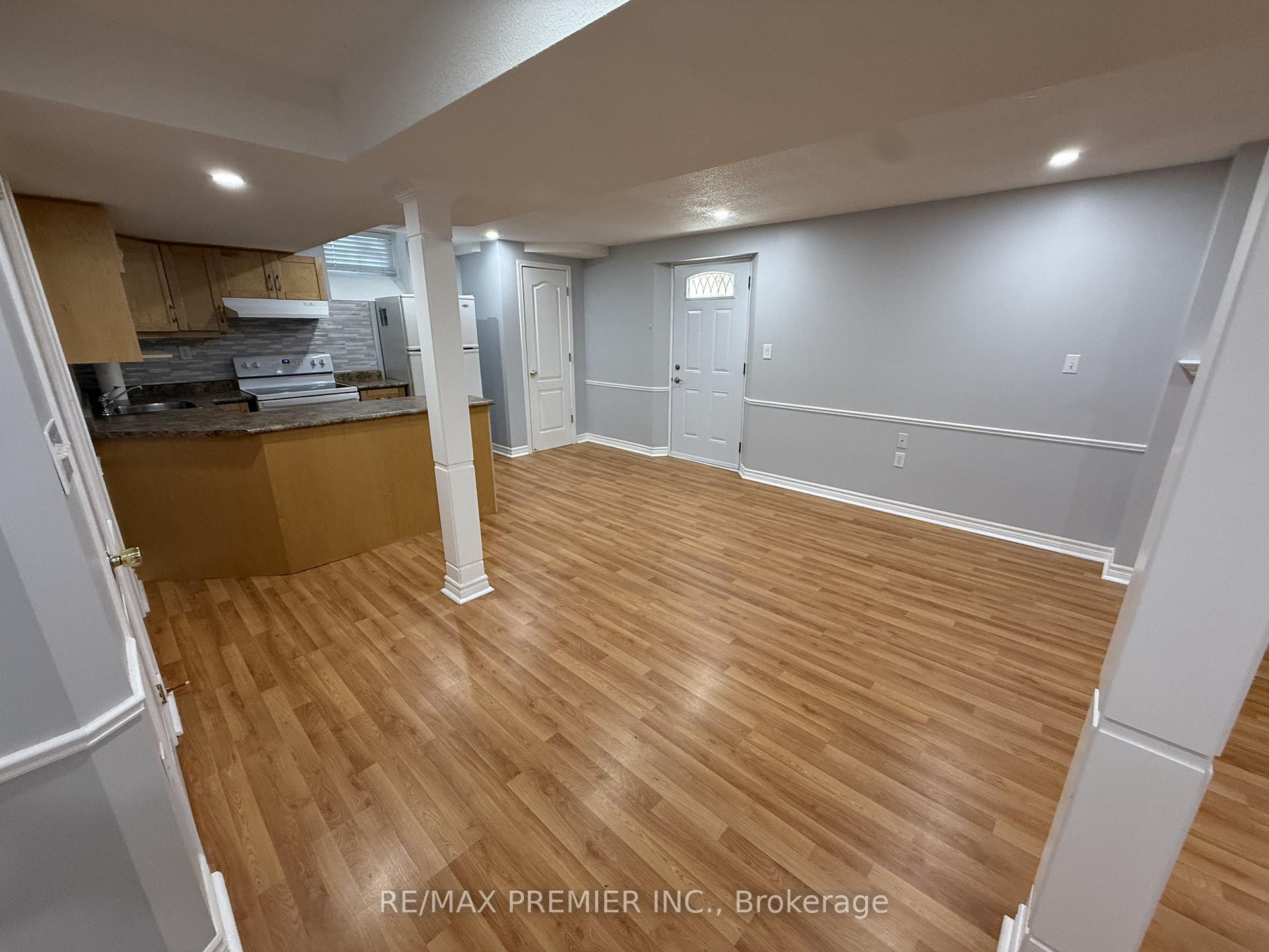 Photo 10 of Unit LOWER, 54 Castlepoint Drive, Vaughan, Elder Mills — HOMEH