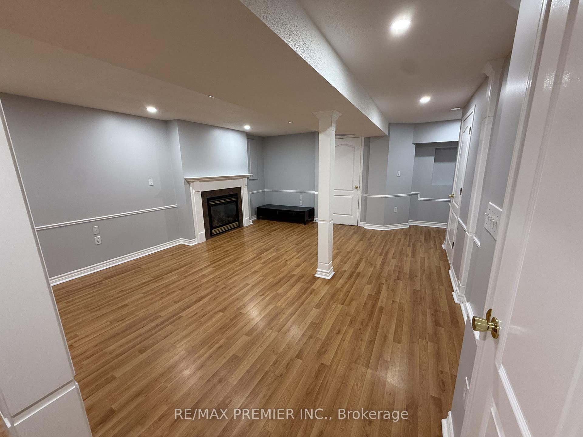 Photo 11 of Unit LOWER, 54 Castlepoint Drive, Vaughan, Elder Mills — HOMEH