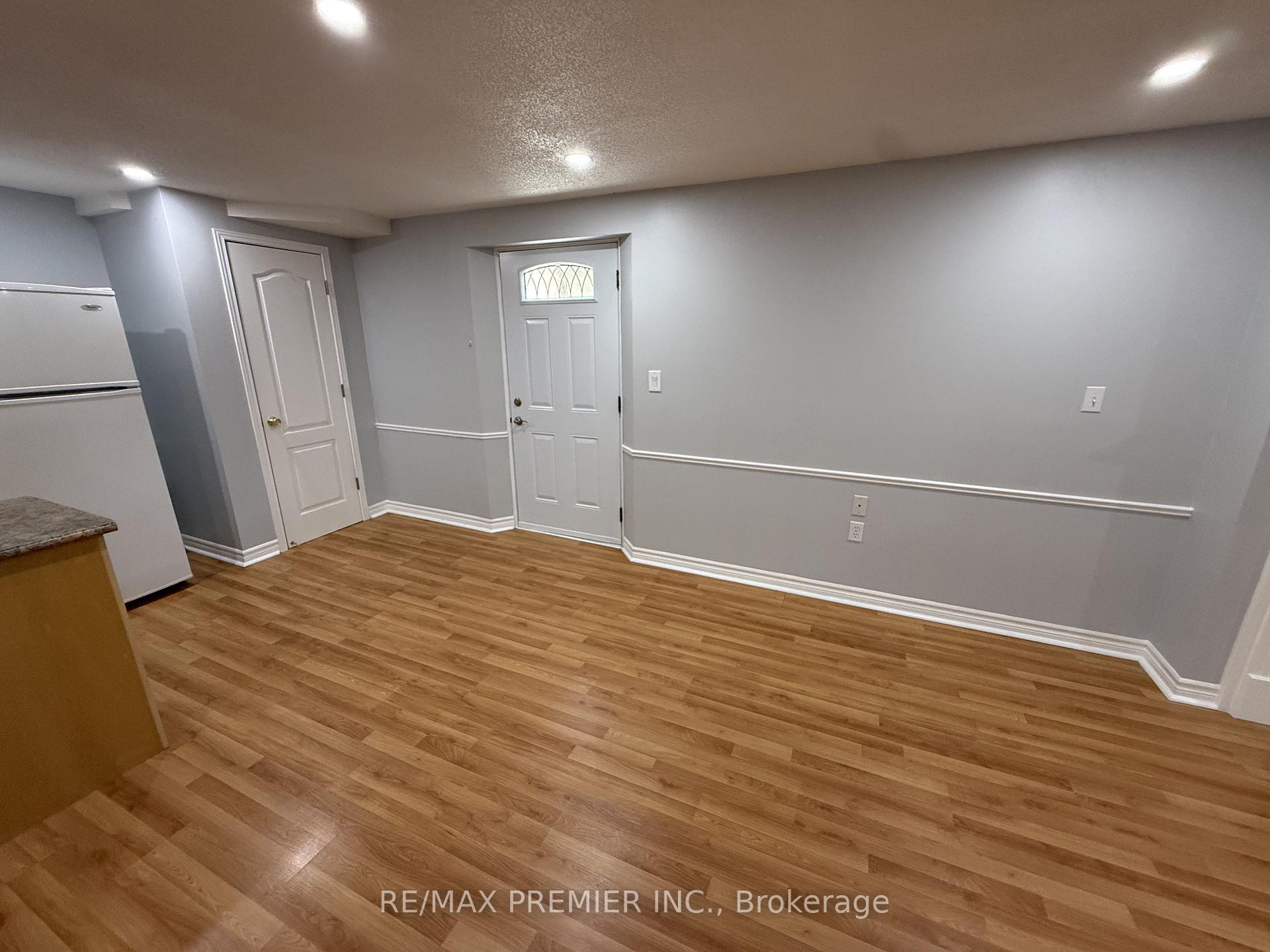 Photo 12 of Unit LOWER, 54 Castlepoint Drive, Vaughan, Elder Mills — HOMEH