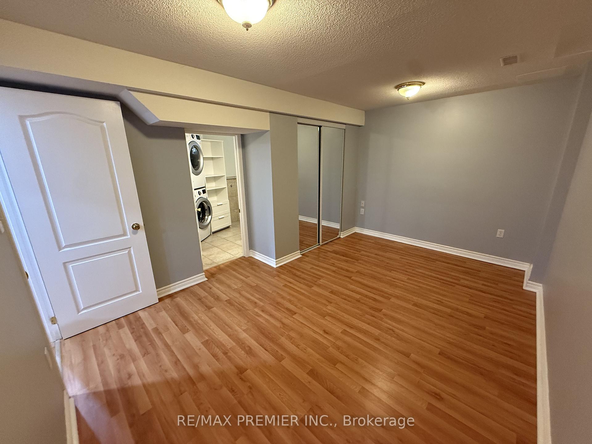 Photo 17 of Unit LOWER, 54 Castlepoint Drive, Vaughan, Elder Mills — HOMEH