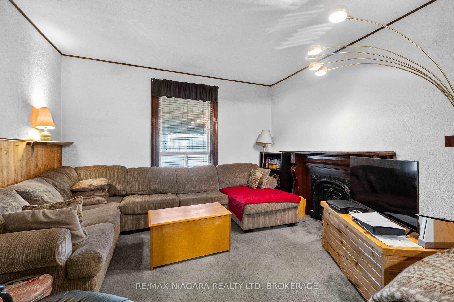 Photo 18 of 187 Emerald Street S, Hamilton, Stinson — HOMEH