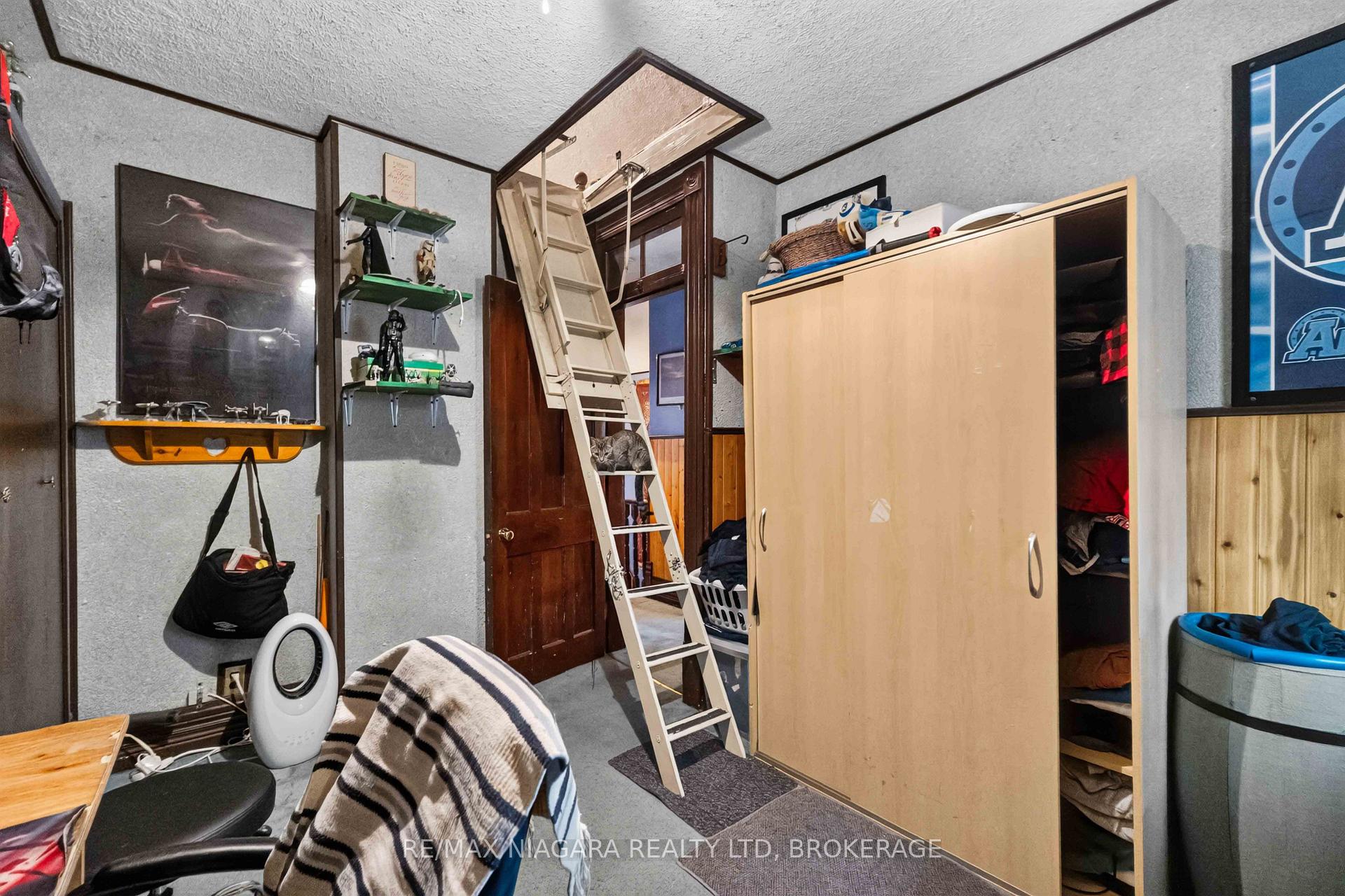 Photo 47 of 187 Emerald Street S, Hamilton, Stinson — HOMEH