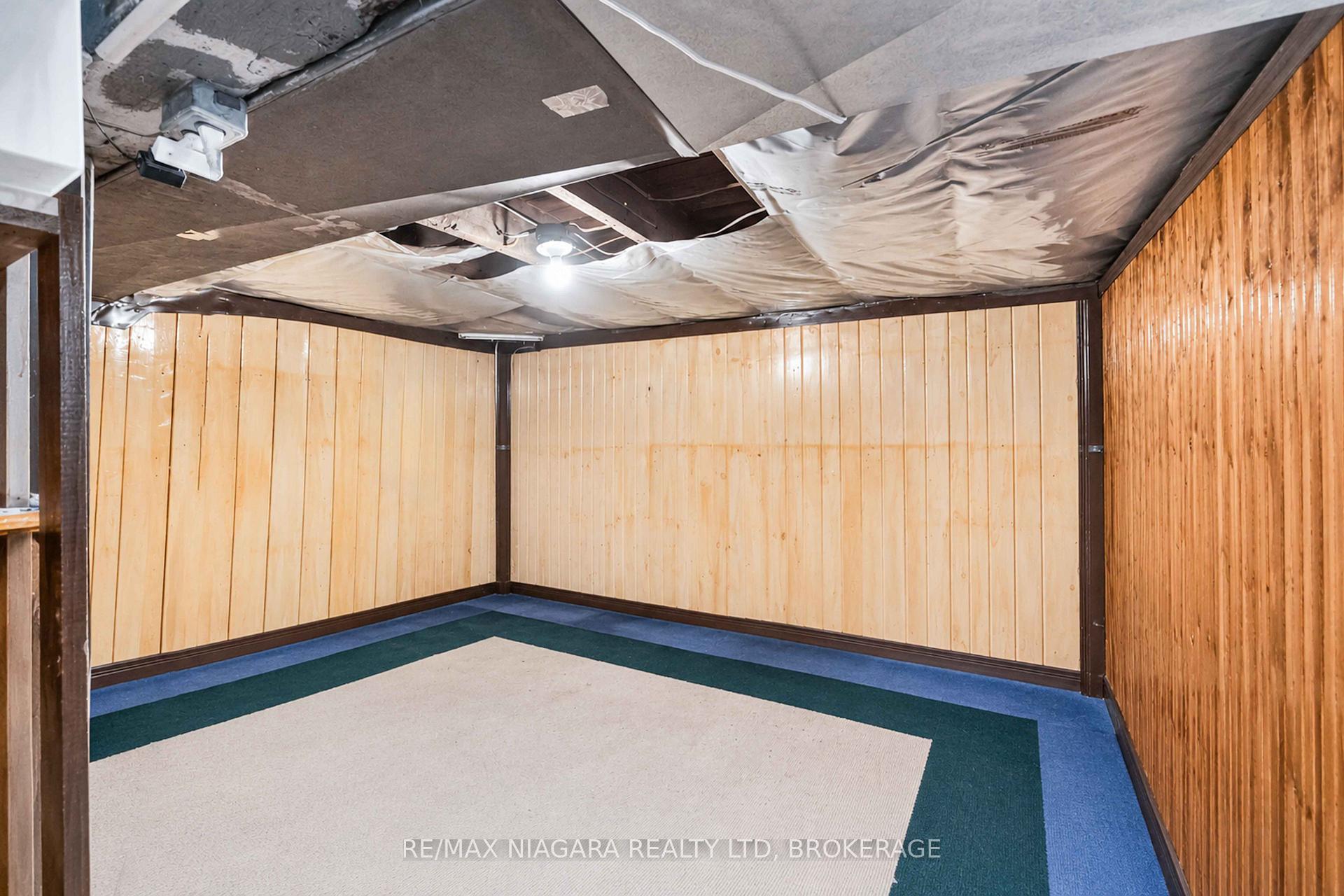 Photo 57 of 187 Emerald Street S, Hamilton, Stinson — HOMEH