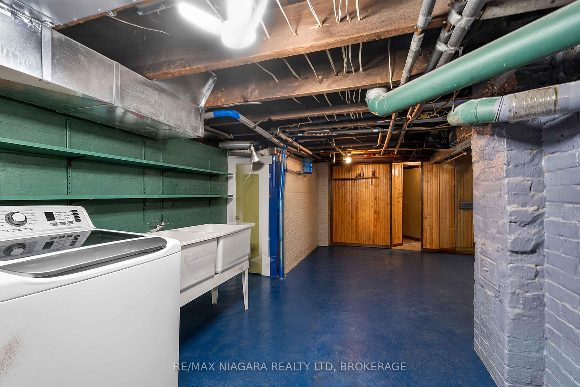 Photo 59 of 187 Emerald Street S, Hamilton, Stinson — HOMEH