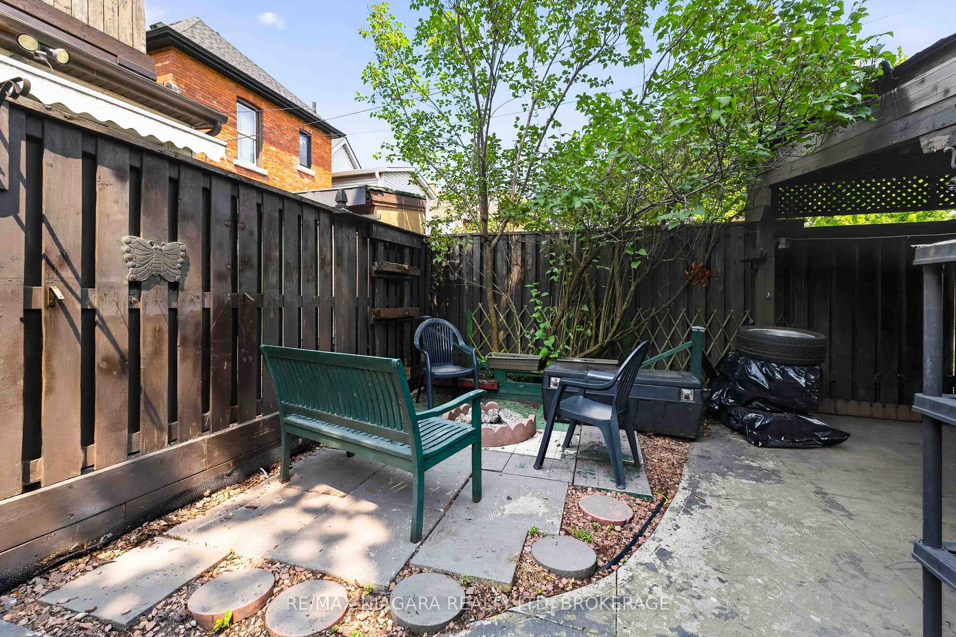 Photo 65 of 187 Emerald Street S, Hamilton, Stinson — HOMEH