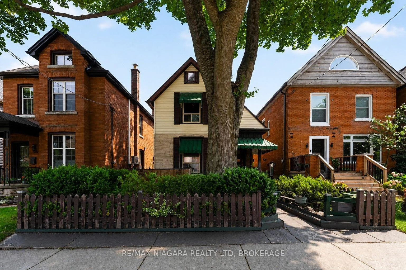 Photo 7 of 187 Emerald Street S, Hamilton, Stinson — HOMEH