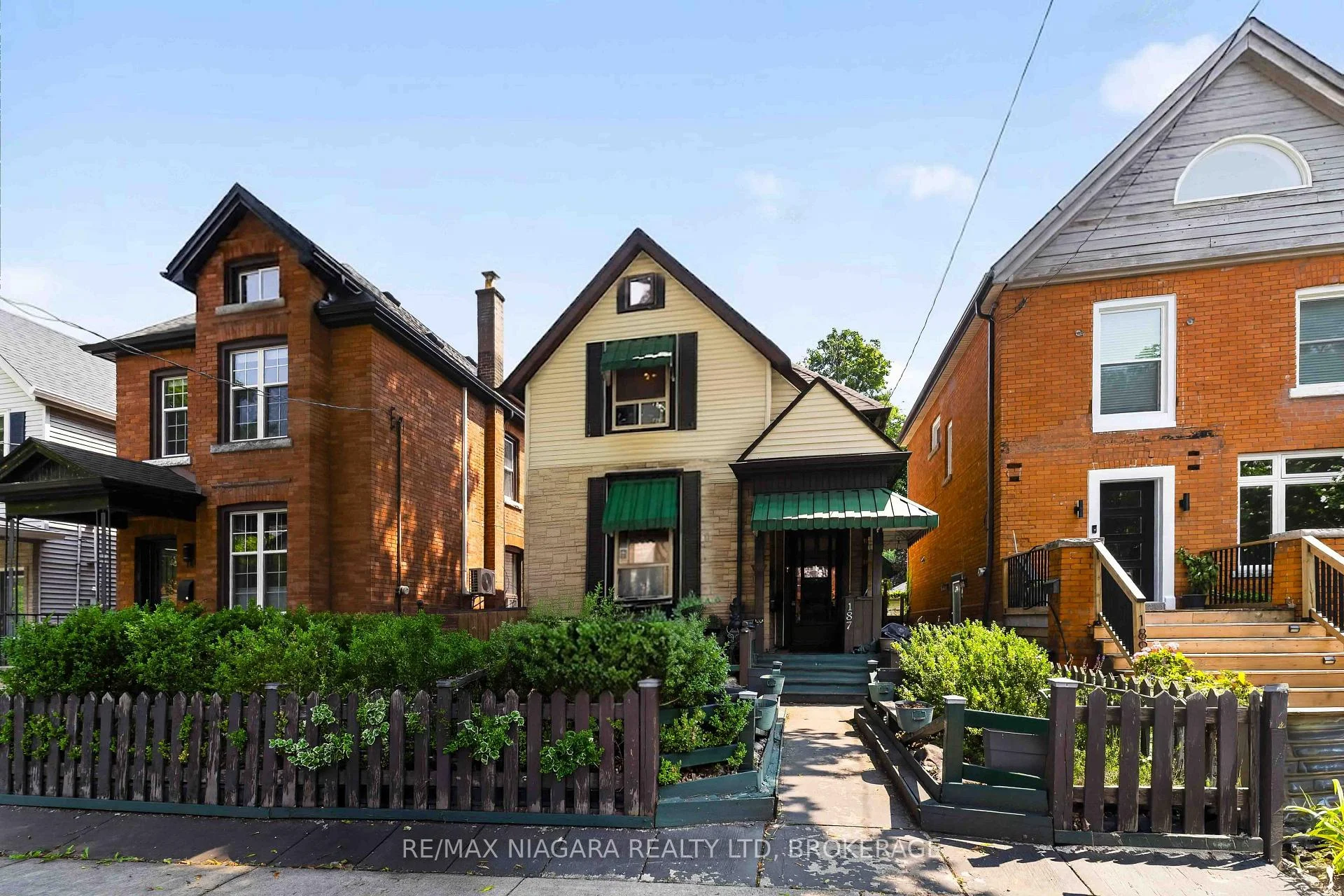 Photo 8 of 187 Emerald Street S, Hamilton, Stinson — HOMEH