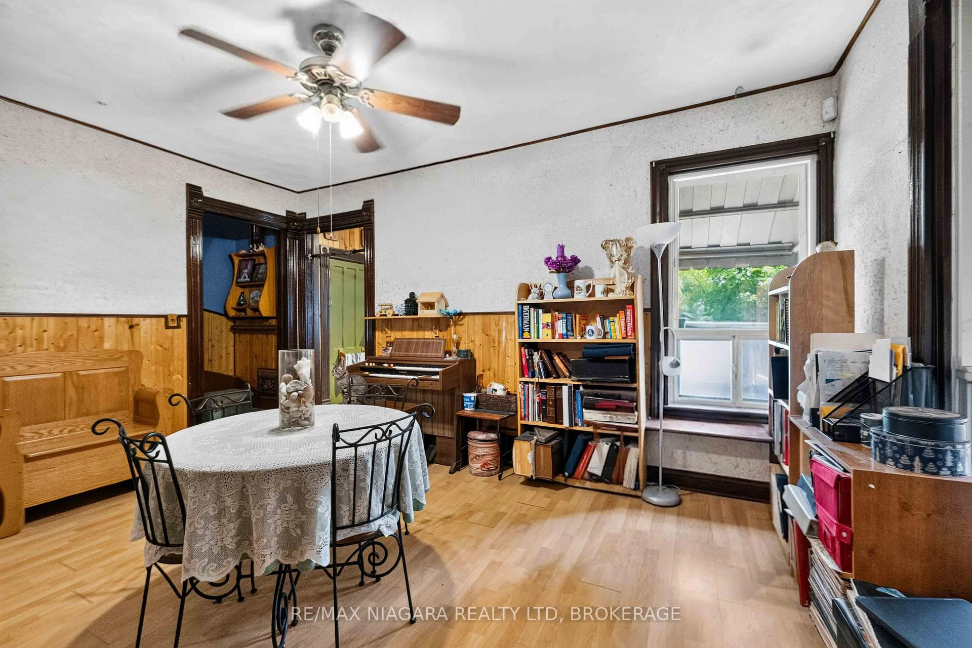 Photo 23 of 187 Emerald Street S, Hamilton, Stinson — HOMEH