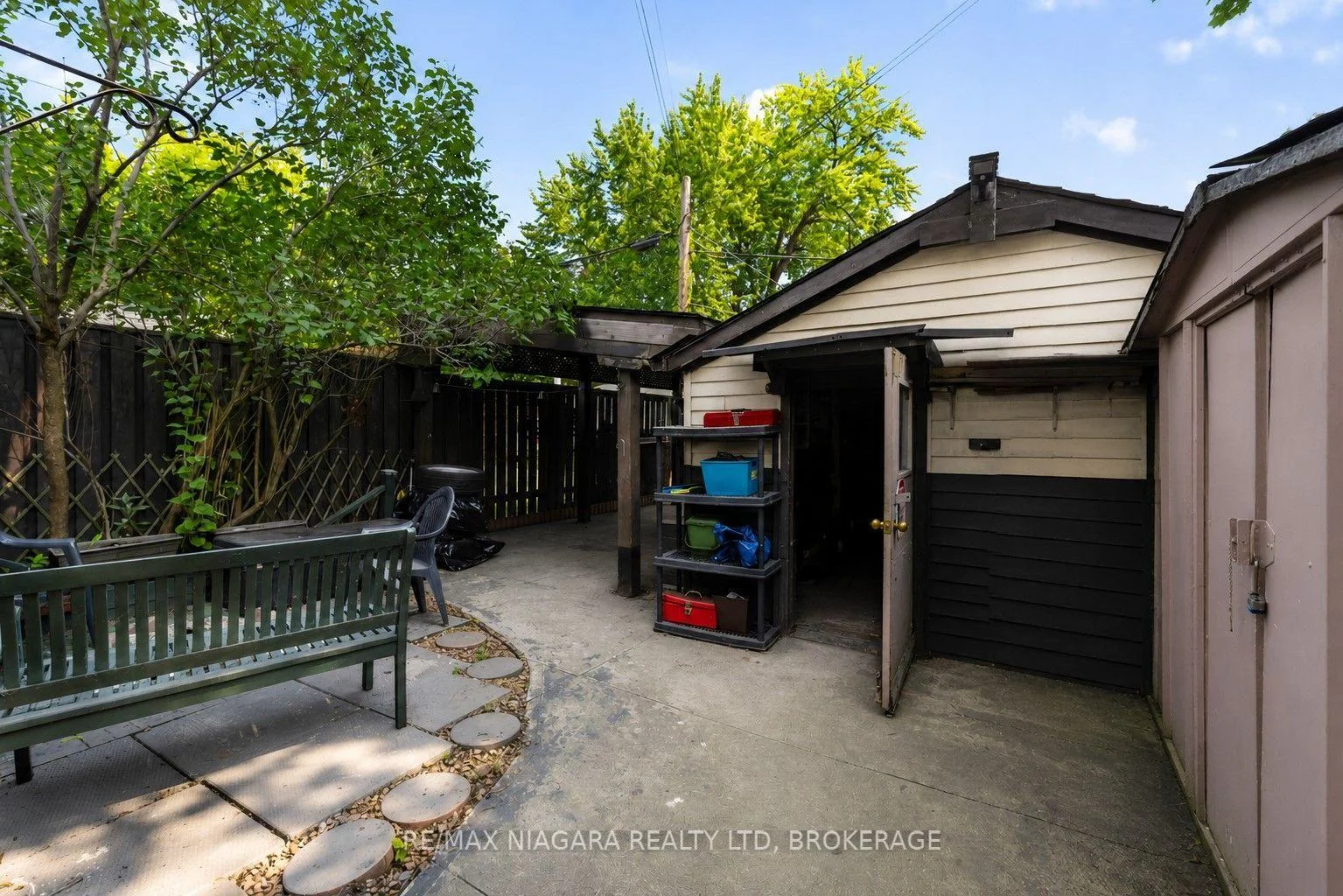 Photo 51 of 187 Emerald Street S, Hamilton, Stinson — HOMEH