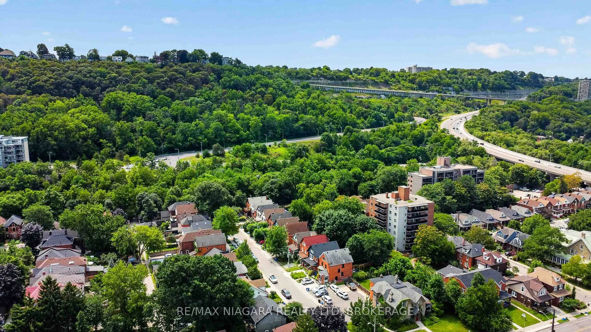 Photo 75 of 187 Emerald Street S, Hamilton, Stinson — HOMEH