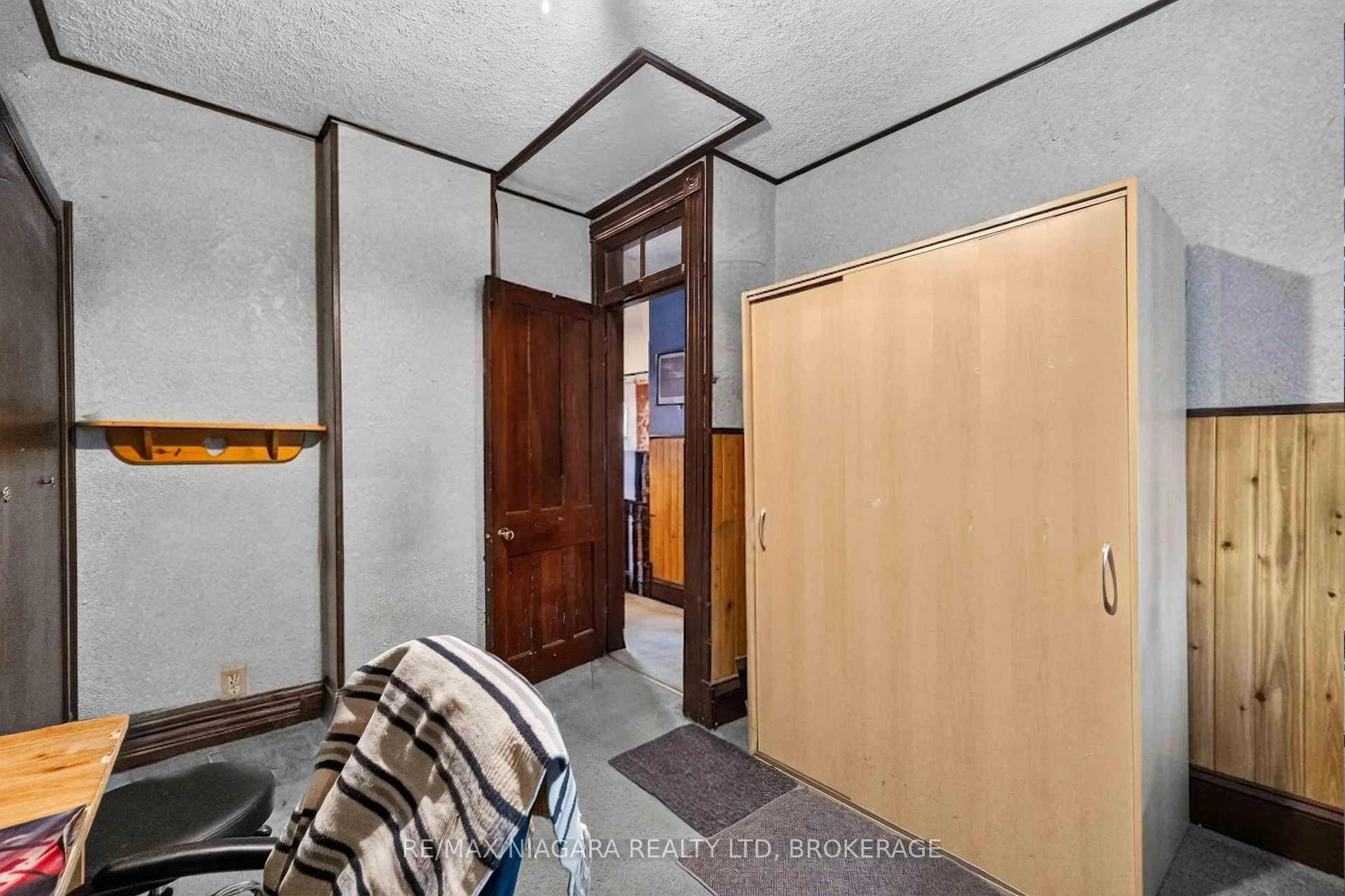 Photo 79 of 187 Emerald Street S, Hamilton, Stinson — HOMEH