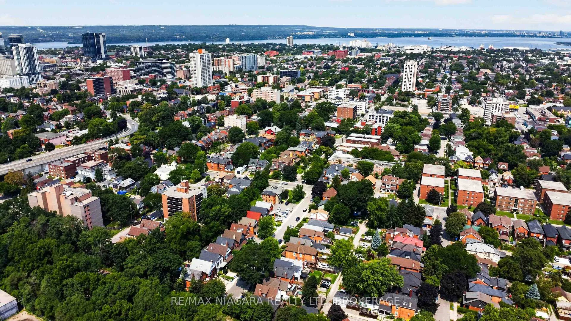 Photo 84 of 187 Emerald Street S, Hamilton, Stinson — HOMEH