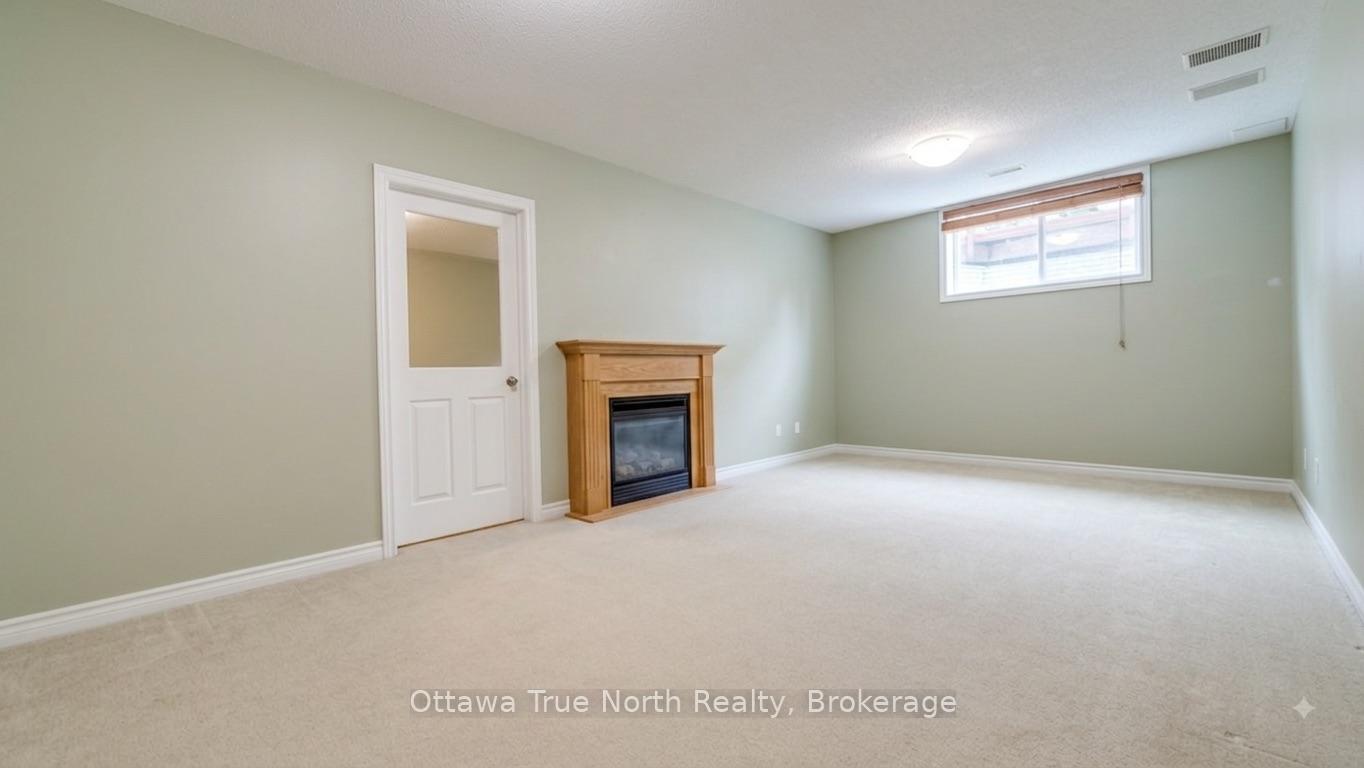 Photo 16 of 308 Glenbrae Avenue S, Ottawa, Kanata - Morgan's Grant/South March — HOMEH