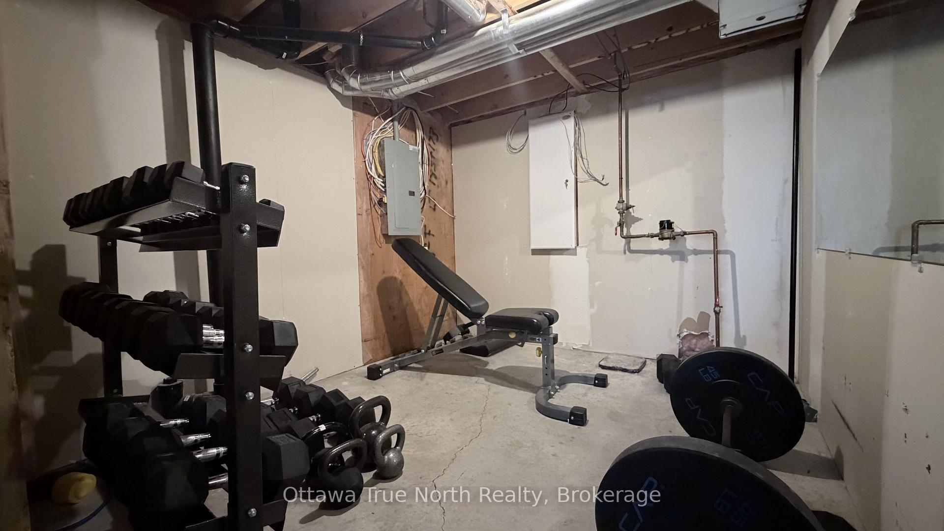 Photo 18 of 308 Glenbrae Avenue S, Ottawa, Kanata - Morgan's Grant/South March — HOMEH