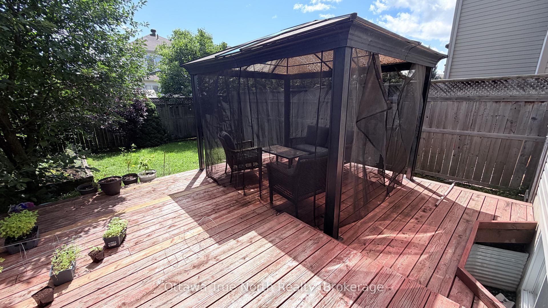 Photo 19 of 308 Glenbrae Avenue S, Ottawa, Kanata - Morgan's Grant/South March — HOMEH