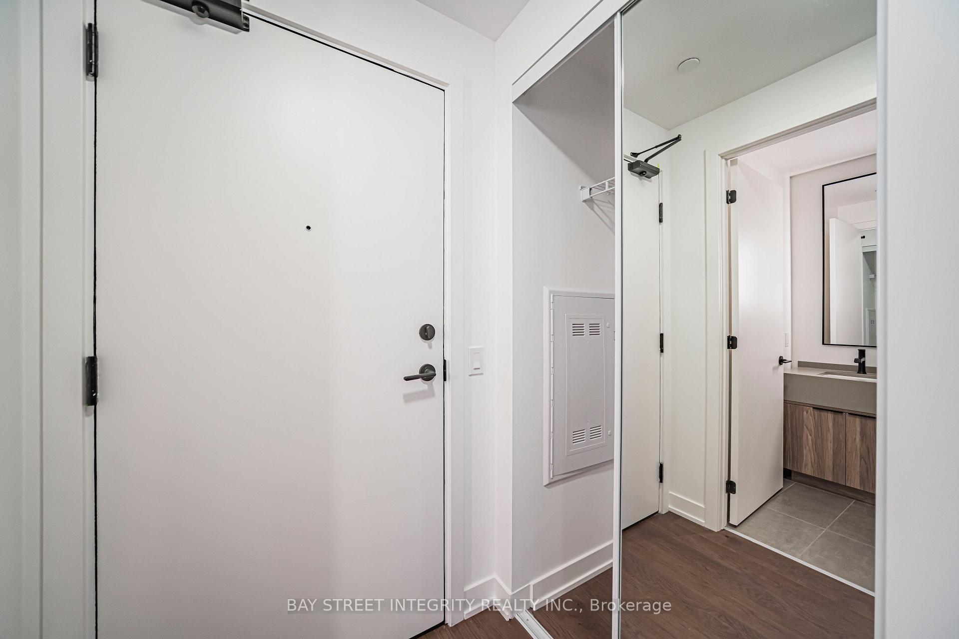 Photo 8 of Unit 511, 91 Montclair Avenue, Toronto, Forest Hill South — HOMEH
