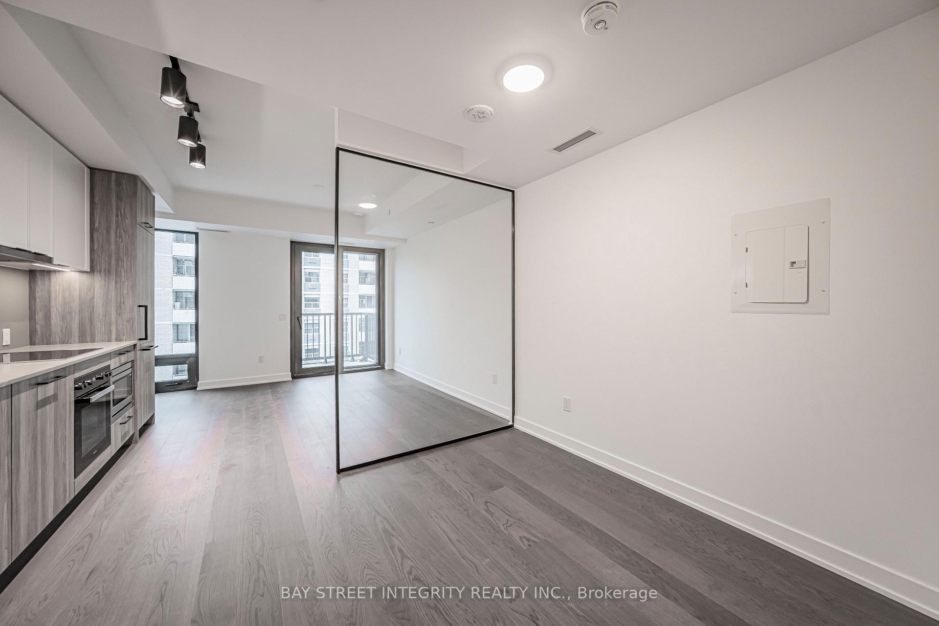 Photo 9 of Unit 511, 91 Montclair Avenue, Toronto, Forest Hill South — HOMEH