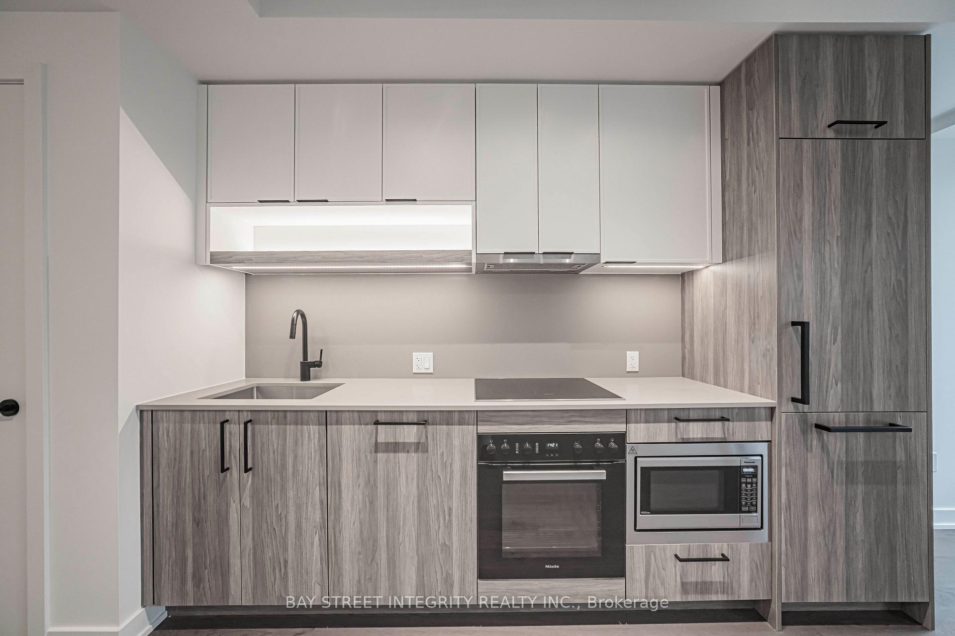 Photo 14 of Unit 511, 91 Montclair Avenue, Toronto, Forest Hill South — HOMEH
