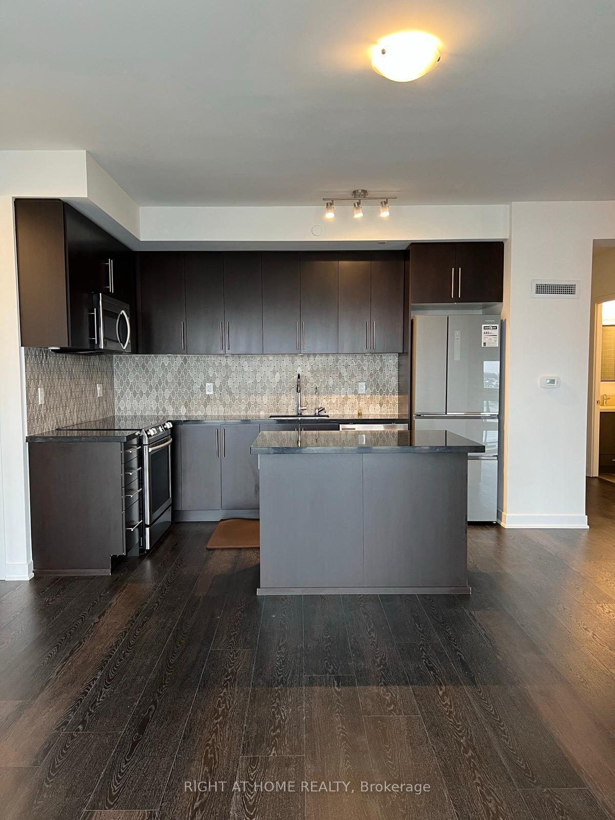 Photo of Unit 602, 4677 Glen Erin Drive NE