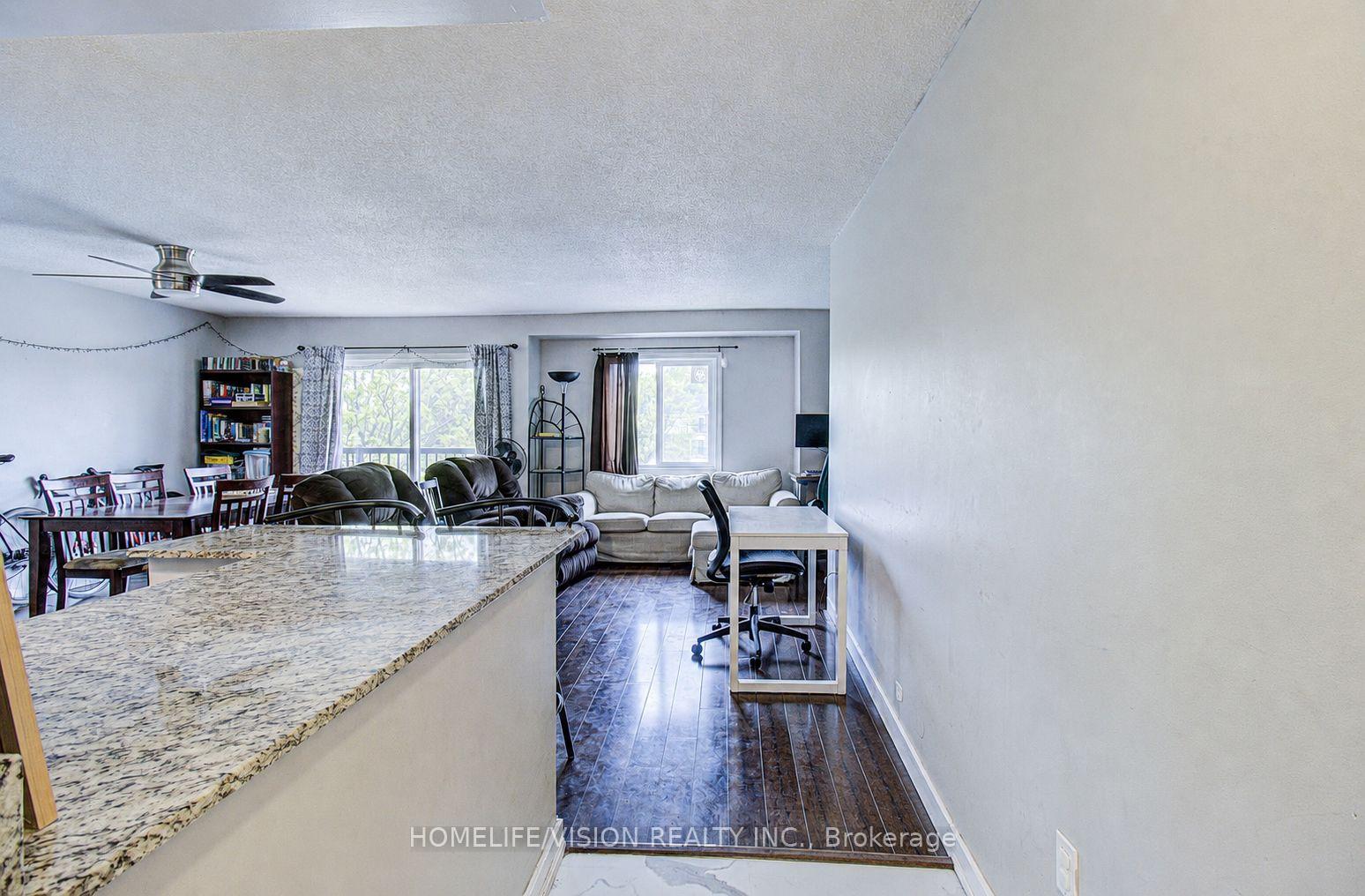 Photo 6 of Unit 310, 271 Eiwo Court, Waterloo, Lexington — HOMEH