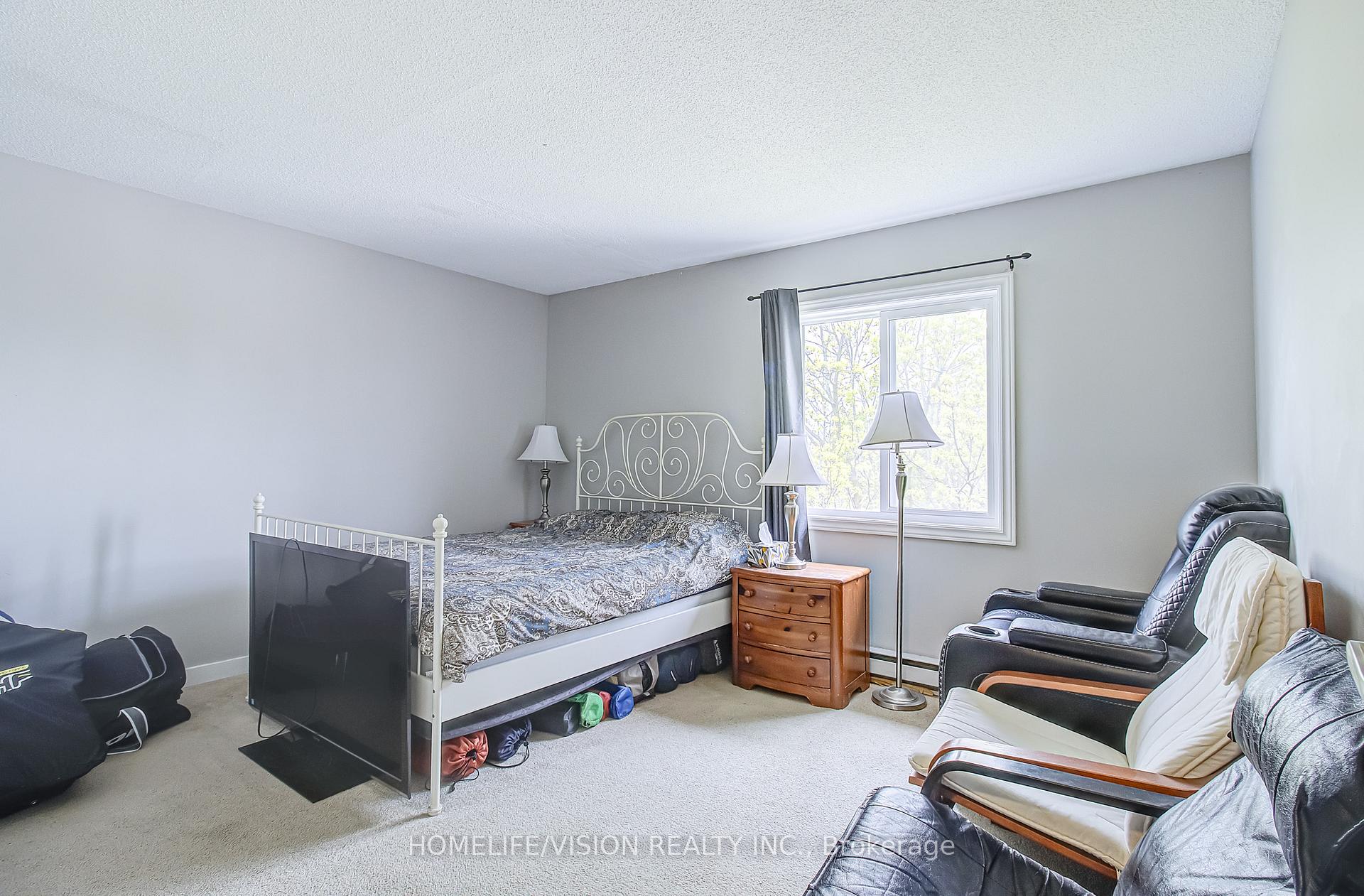 Photo 18 of Unit 310, 271 Eiwo Court, Waterloo, Lexington — HOMEH