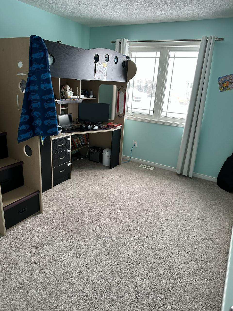 Photo 13 of 1471 Carronbridge Circle, Ottawa, Kanata - Emerald Meadows/Trailwest — HOMEH