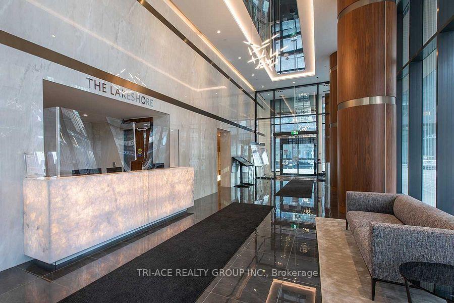 Photo 3 of Unit 1506, 19 Bathurst Street, Toronto, Waterfront Communities — HOMEH