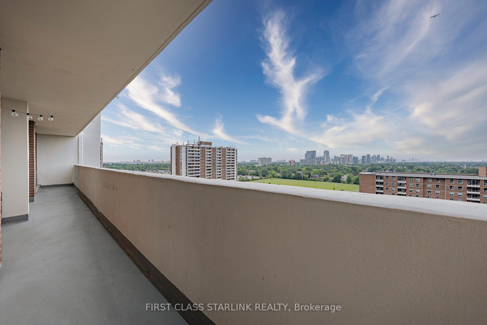 Photo 27 of 10 Tangreen Court, North York, Newtonbrook West — HOMEH