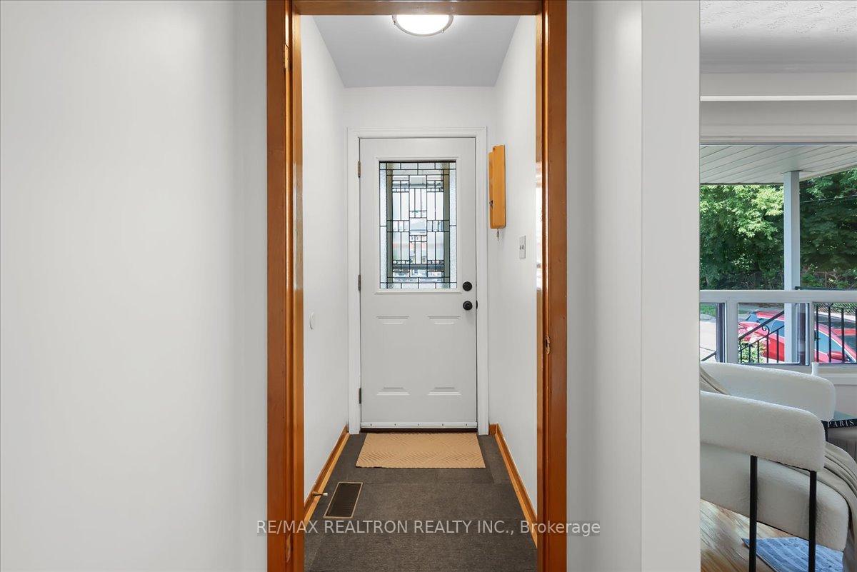 Photo 26 of 283 Hiawatha Road, Toronto, Greenwood-Coxwell — HOMEH