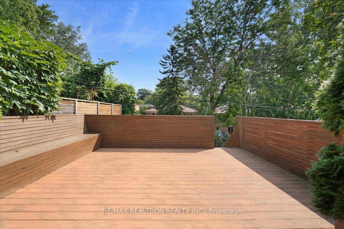 Photo 29 of 283 Hiawatha Road, Toronto, Greenwood-Coxwell — HOMEH