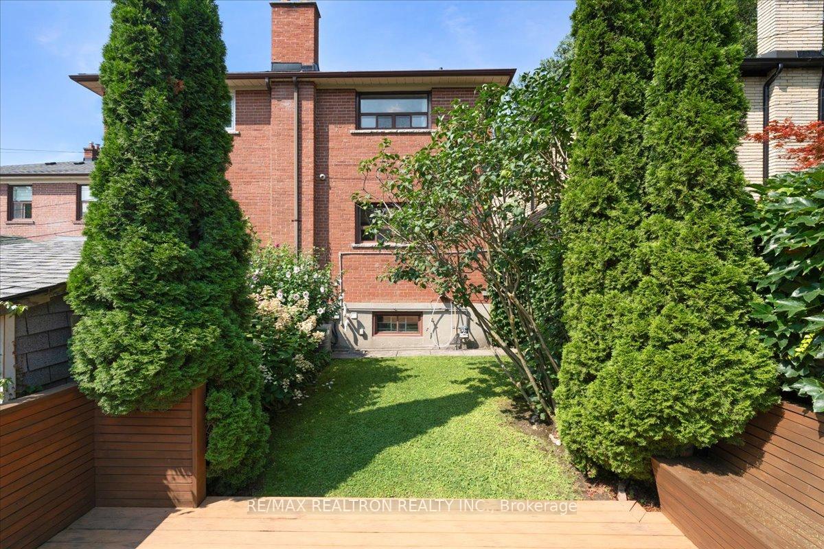 Photo 32 of 283 Hiawatha Road, Toronto, Greenwood-Coxwell — HOMEH