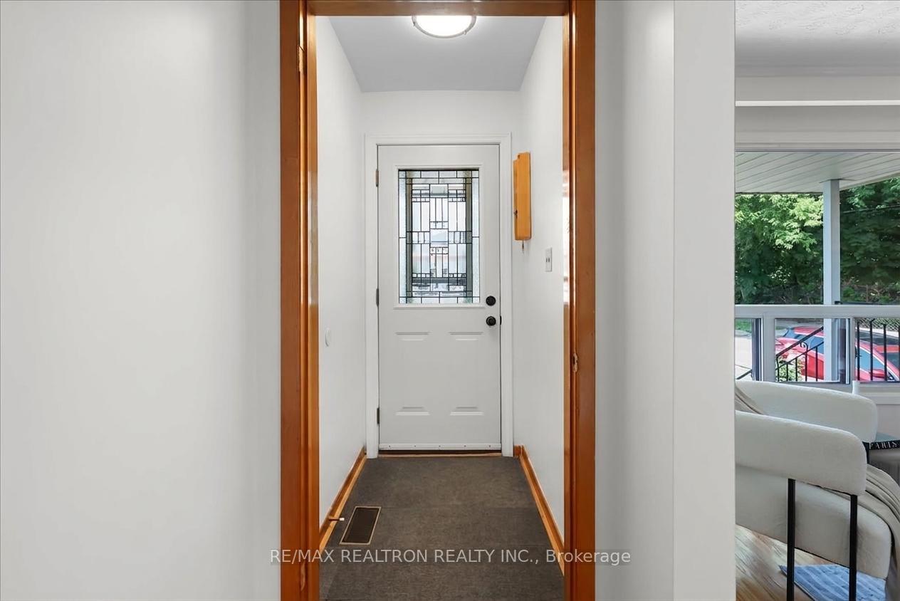 Photo 27 of 283 Hiawatha Road, Toronto, Greenwood-Coxwell — HOMEH