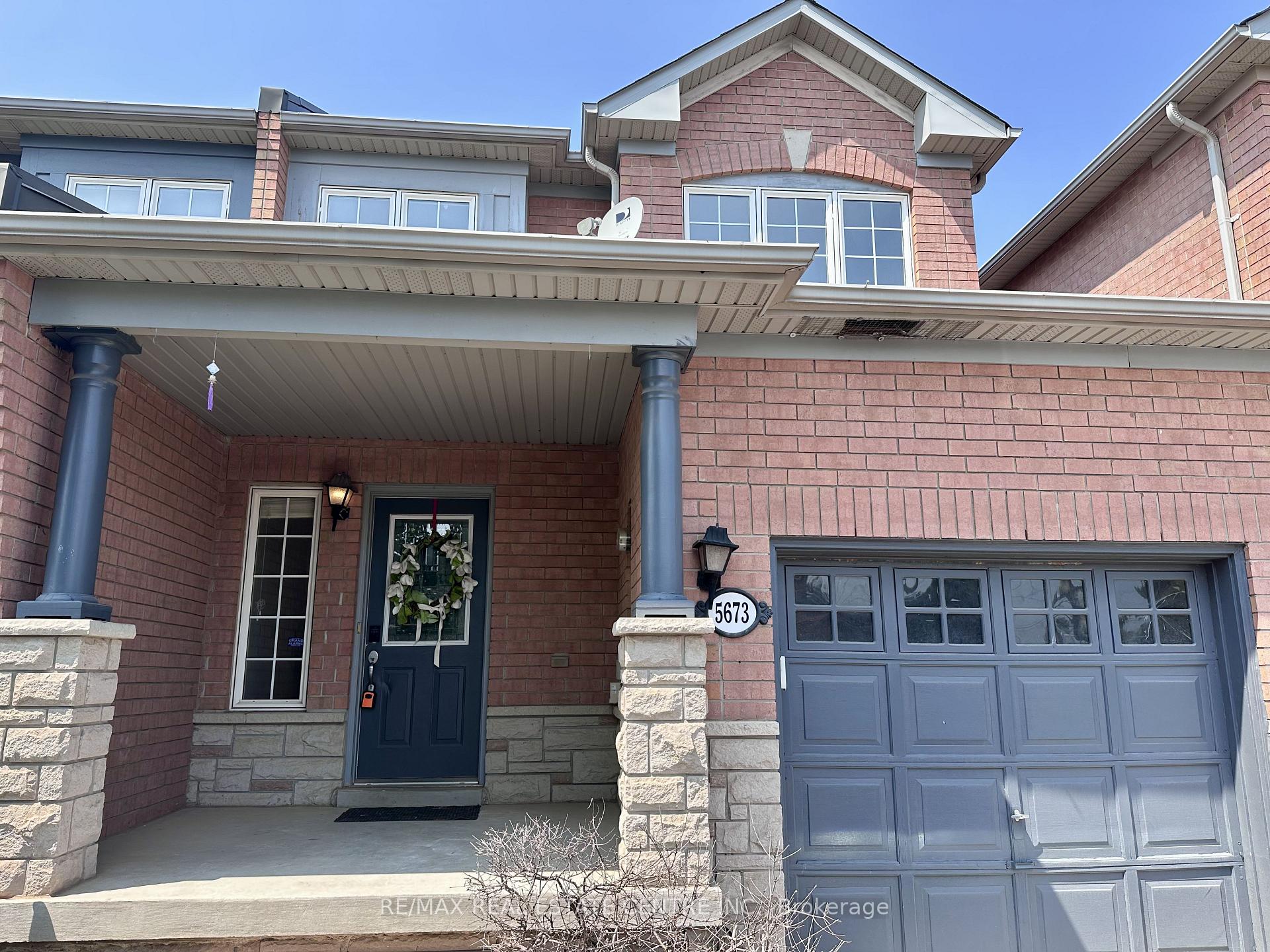 Photo 1 of 5673 Flora Drive, Burlington, Appleby — HOMEH