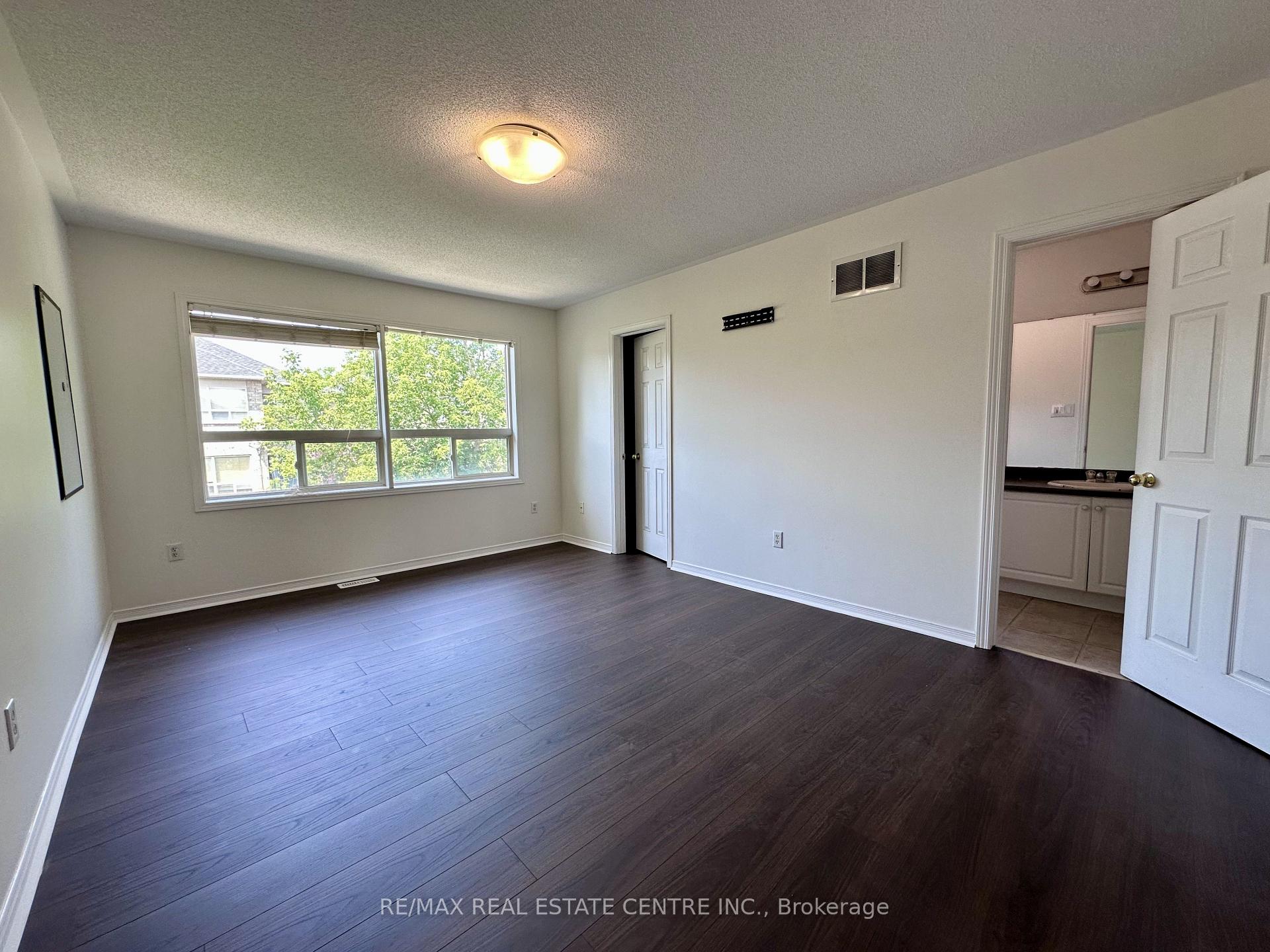 Photo 11 of 5673 Flora Drive, Burlington, Appleby — HOMEH