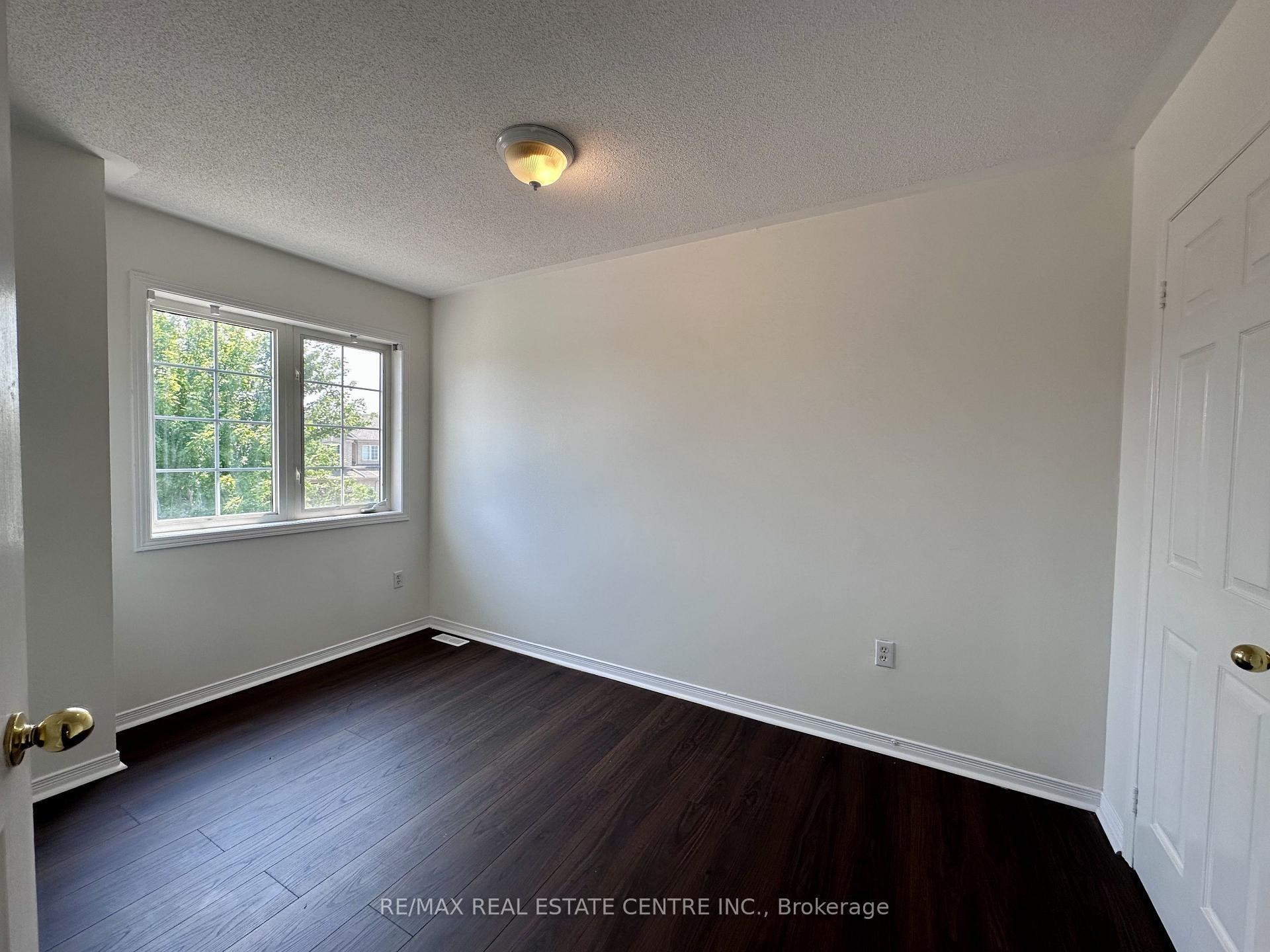 Photo 15 of 5673 Flora Drive, Burlington, Appleby — HOMEH