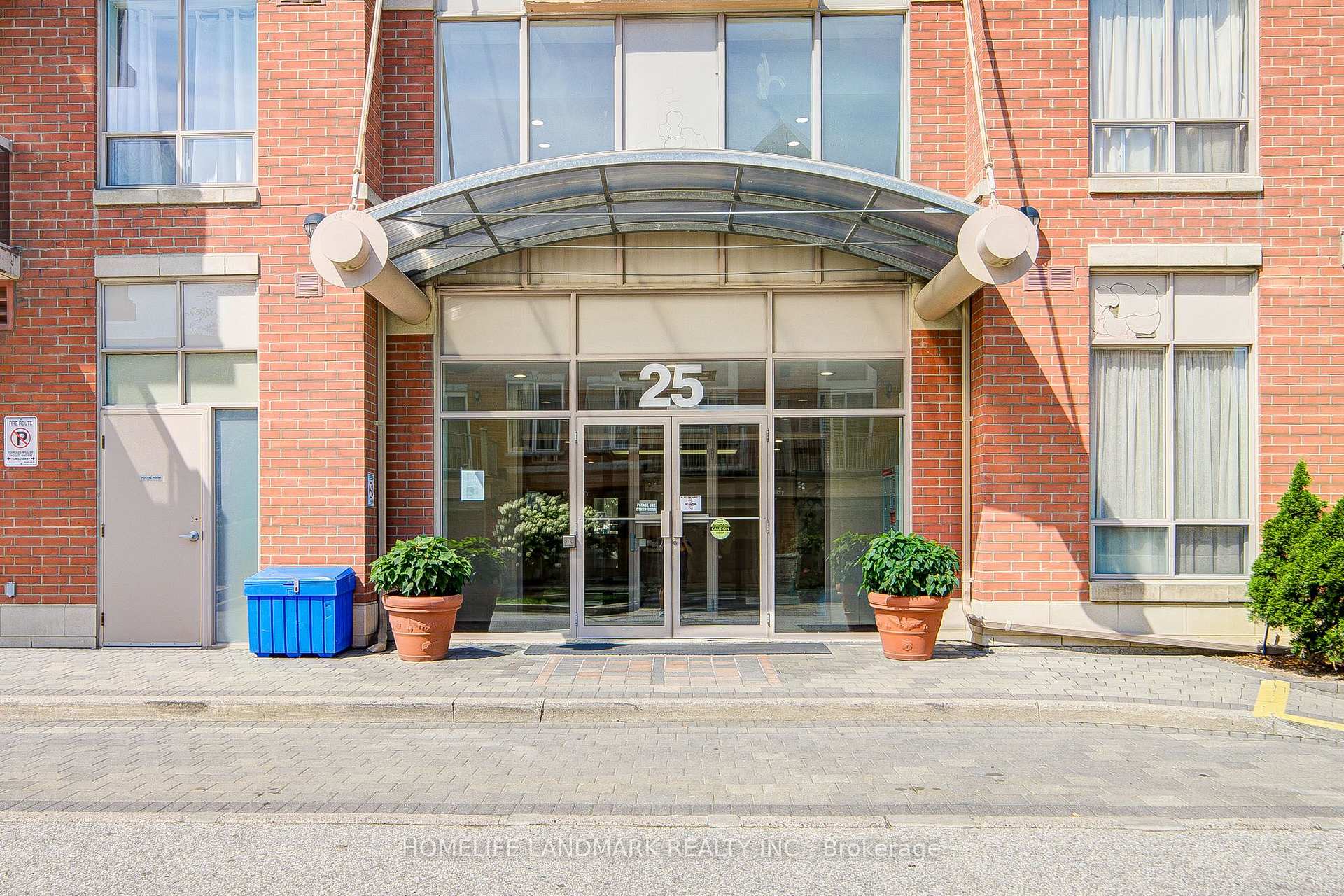 Photo 2 of Unit 516, 25 Times Avenue, Markham, Commerce Valley — HOMEH