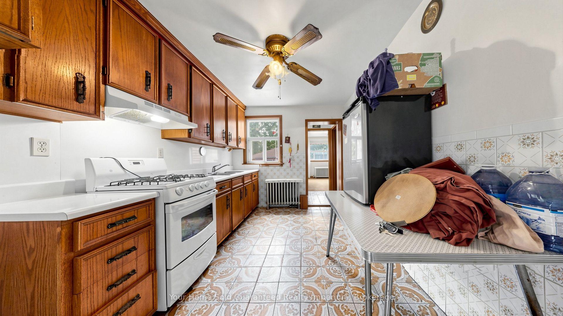 Photo 11 of 535 Soudan Avenue, Toronto, Mount Pleasant East — HOMEH