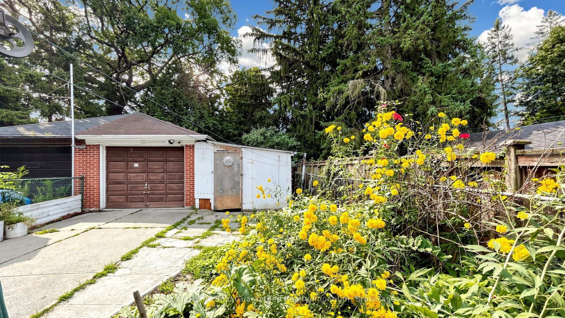 Photo 45 of 535 Soudan Avenue, Toronto, Mount Pleasant East — HOMEH