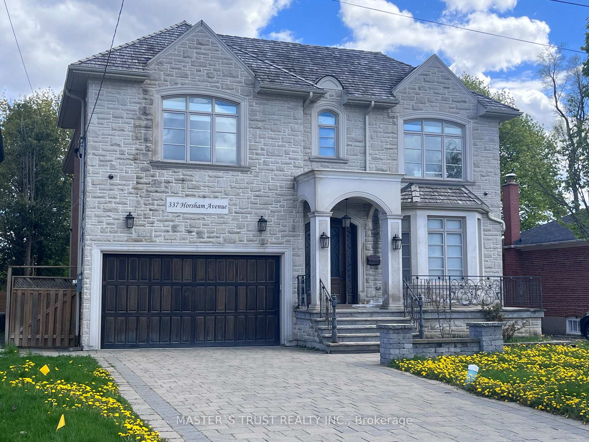 Front of 337 Horsham Avenue