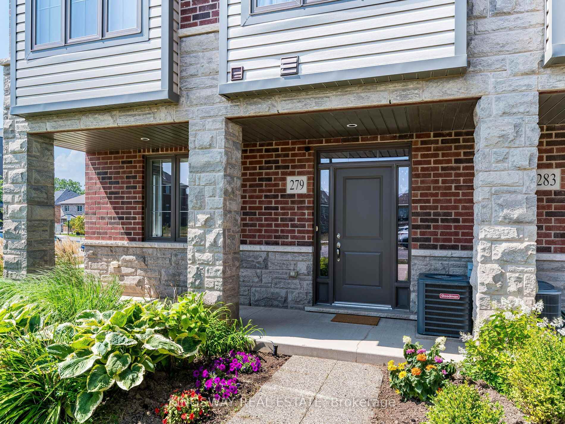 Photo 2 of Unit 2, 279 Skinner Road N, Hamilton, Waterdown — HOMEH