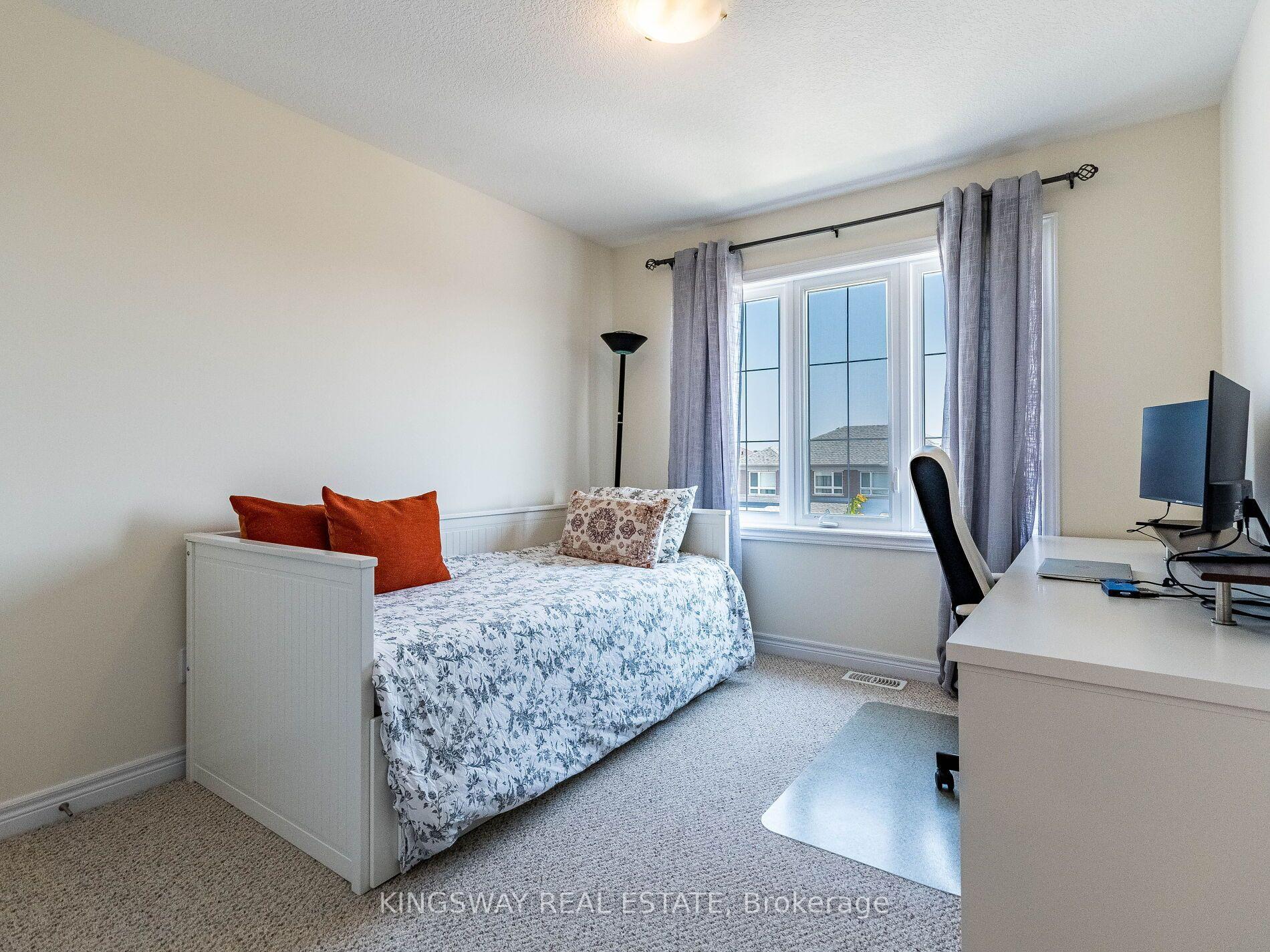 Photo 19 of Unit 2, 279 Skinner Road N, Hamilton, Waterdown — HOMEH