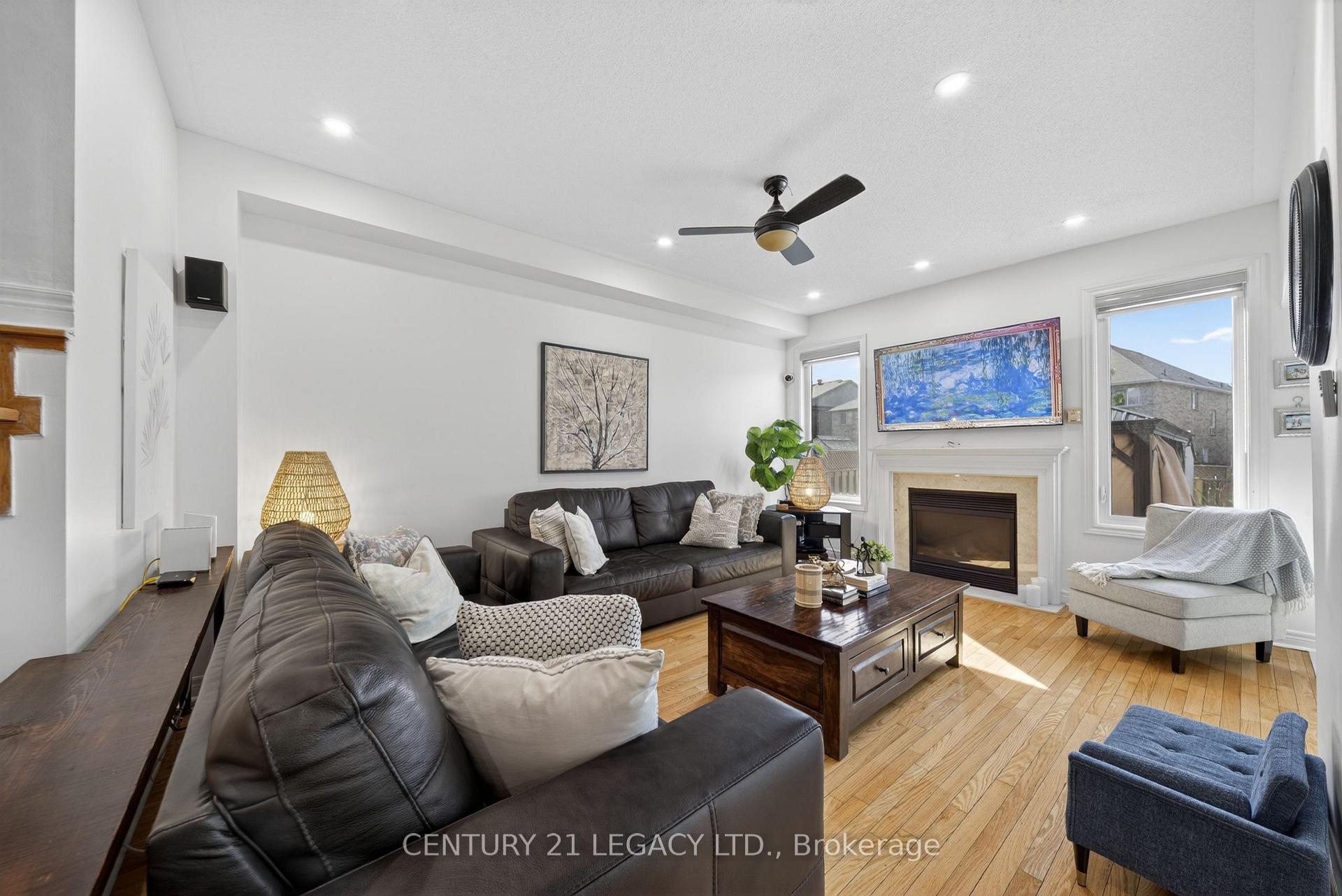 Photo 10 of 12 Aria Lane, Brampton, Bramalea North Industrial — HOMEH