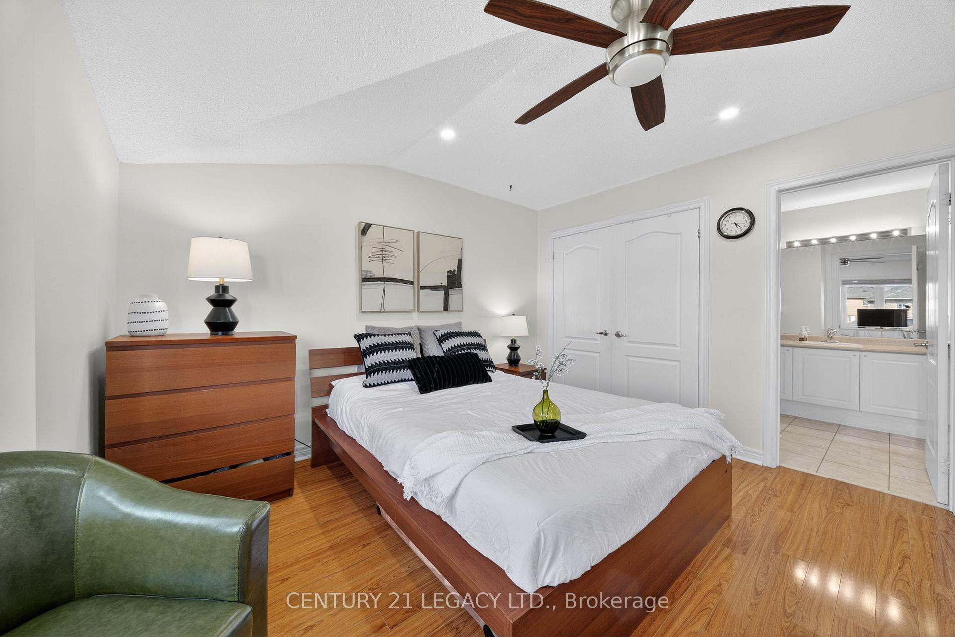 Photo 31 of 12 Aria Lane, Brampton, Bramalea North Industrial — HOMEH